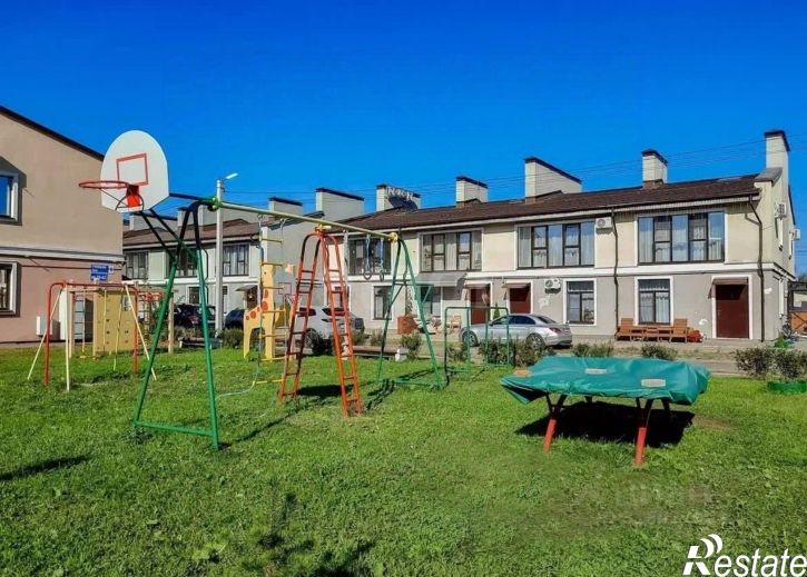 3-комн квартира улица Стопани, 8,  д. 8