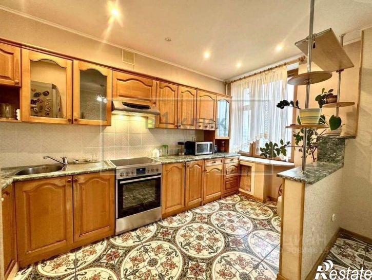 4-комн квартира улица Строителей, 3 к5,  д. 3 к5