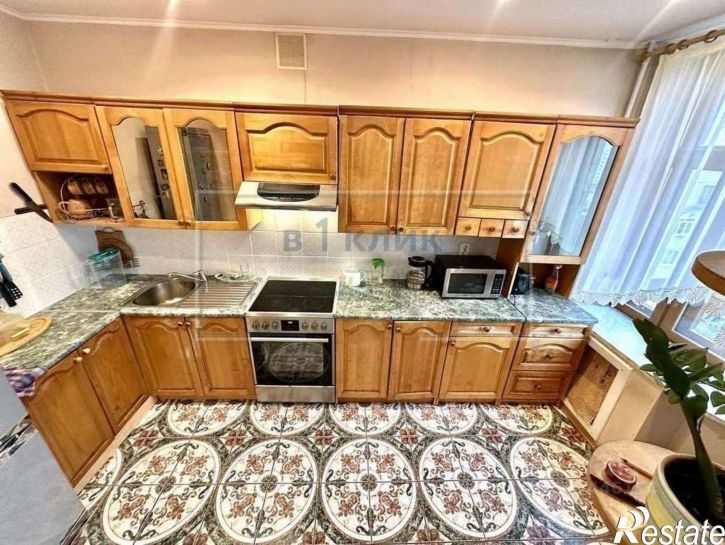 4-комн квартира улица Строителей, 3 к5,  д. 3 к5