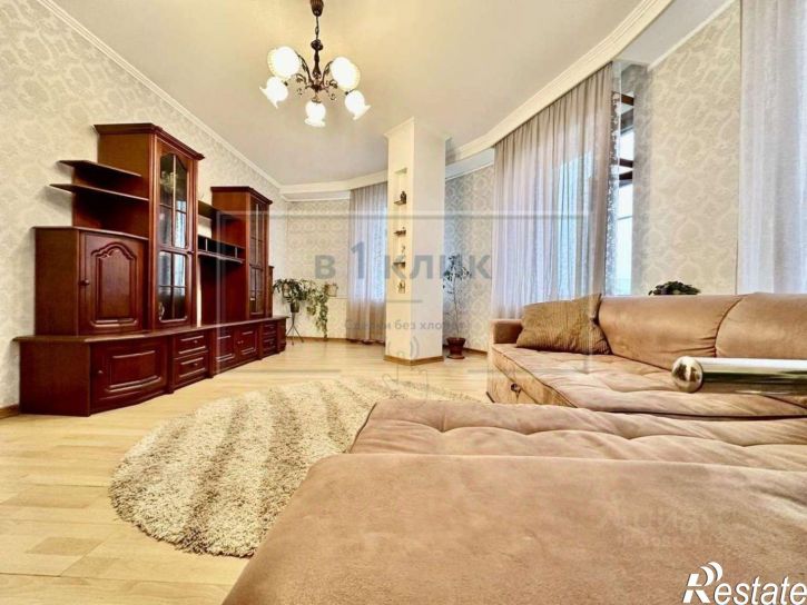 4-комн квартира улица Строителей, 3 к5,  д. 3 к5