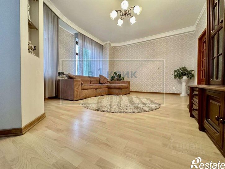 4-комн квартира улица Строителей, 3 к5,  д. 3 к5