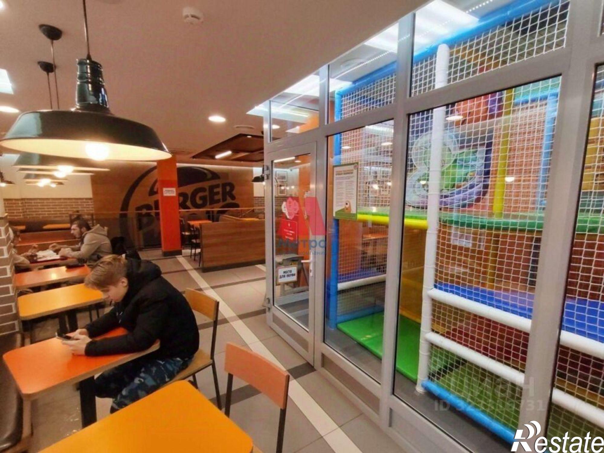 Сдать офис, помещение под офис за 600 000 рублей на ул Комсомольская, 8