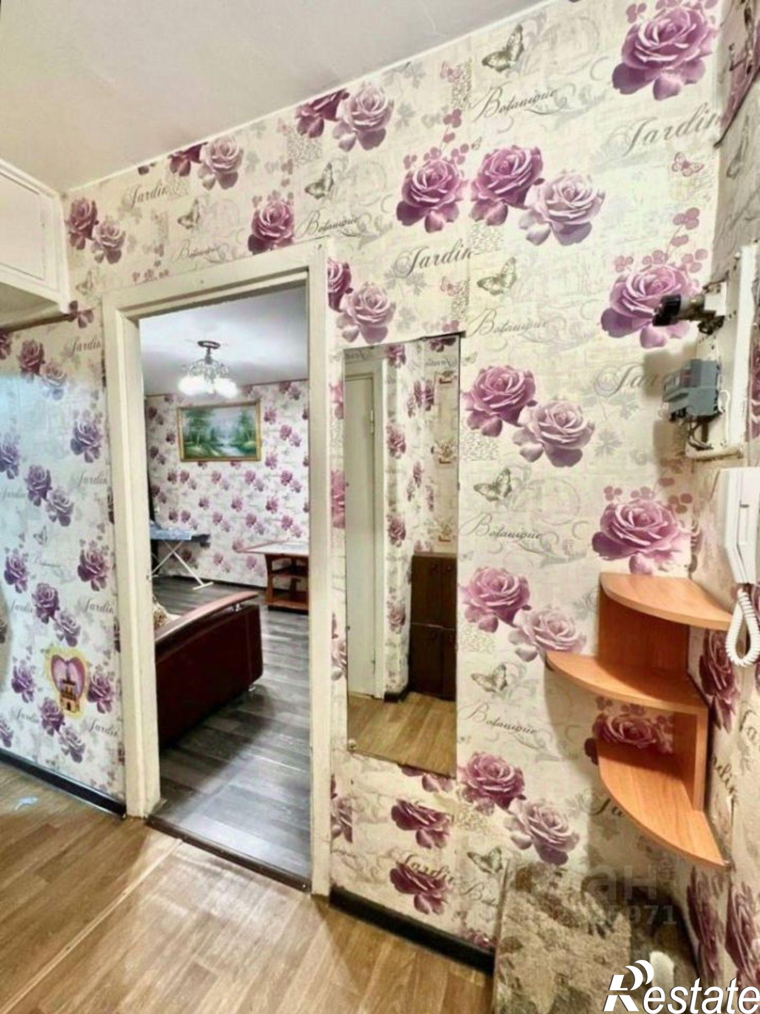 Сдать квартиру за 18 000 рублей на ул Урицкого, 3