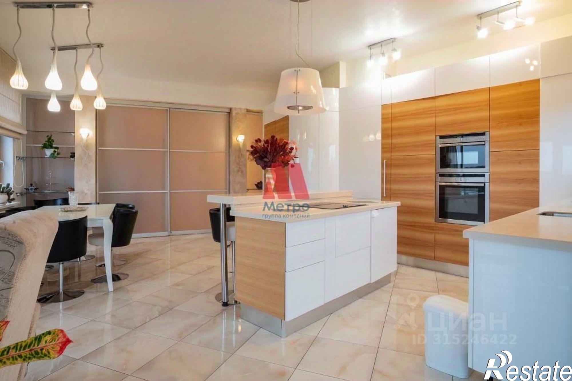 Купить квартиру за 55 500 000 рублей на Которосльная набережная, 54