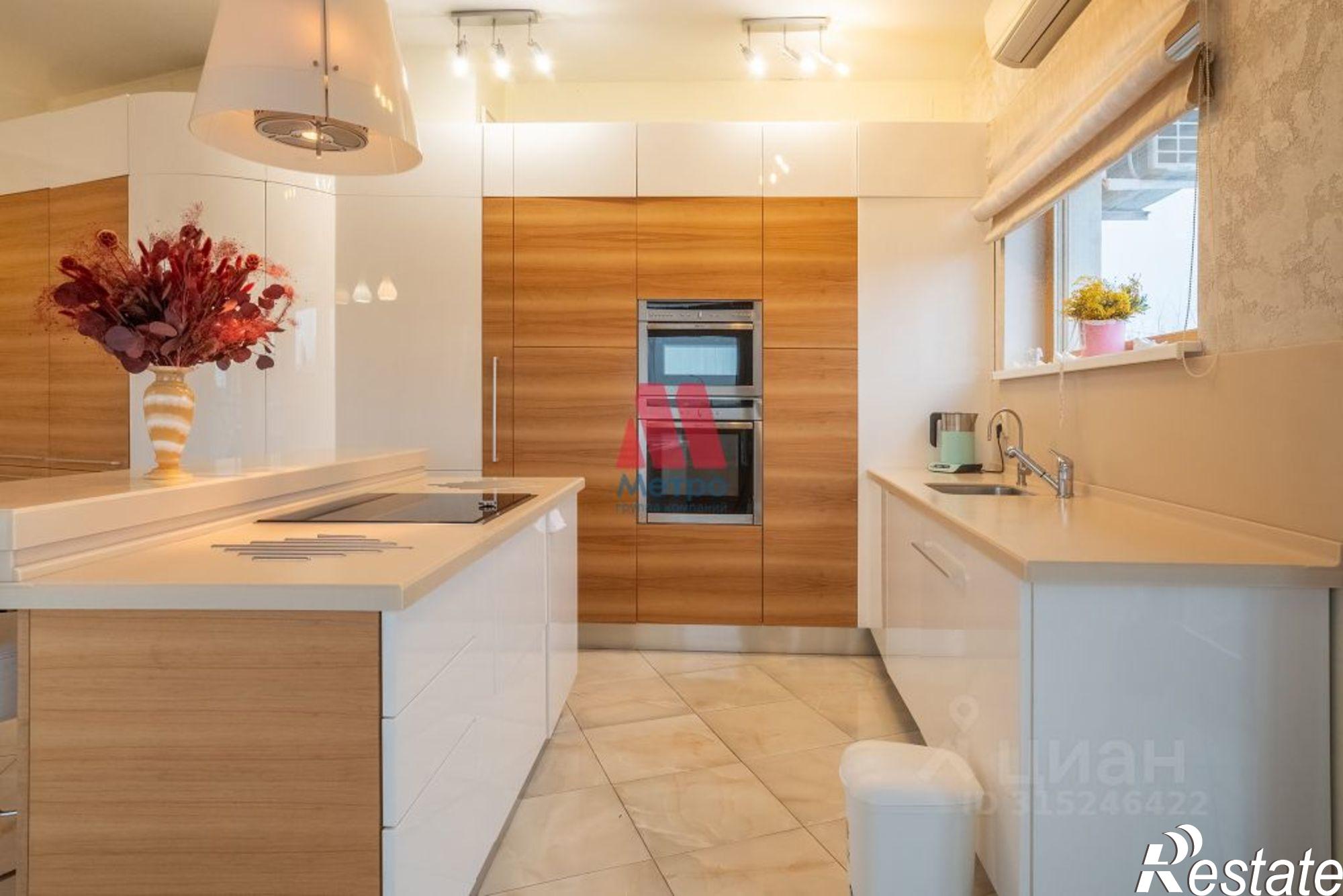 Купить квартиру за 55 500 000 рублей на Которосльная набережная, 54