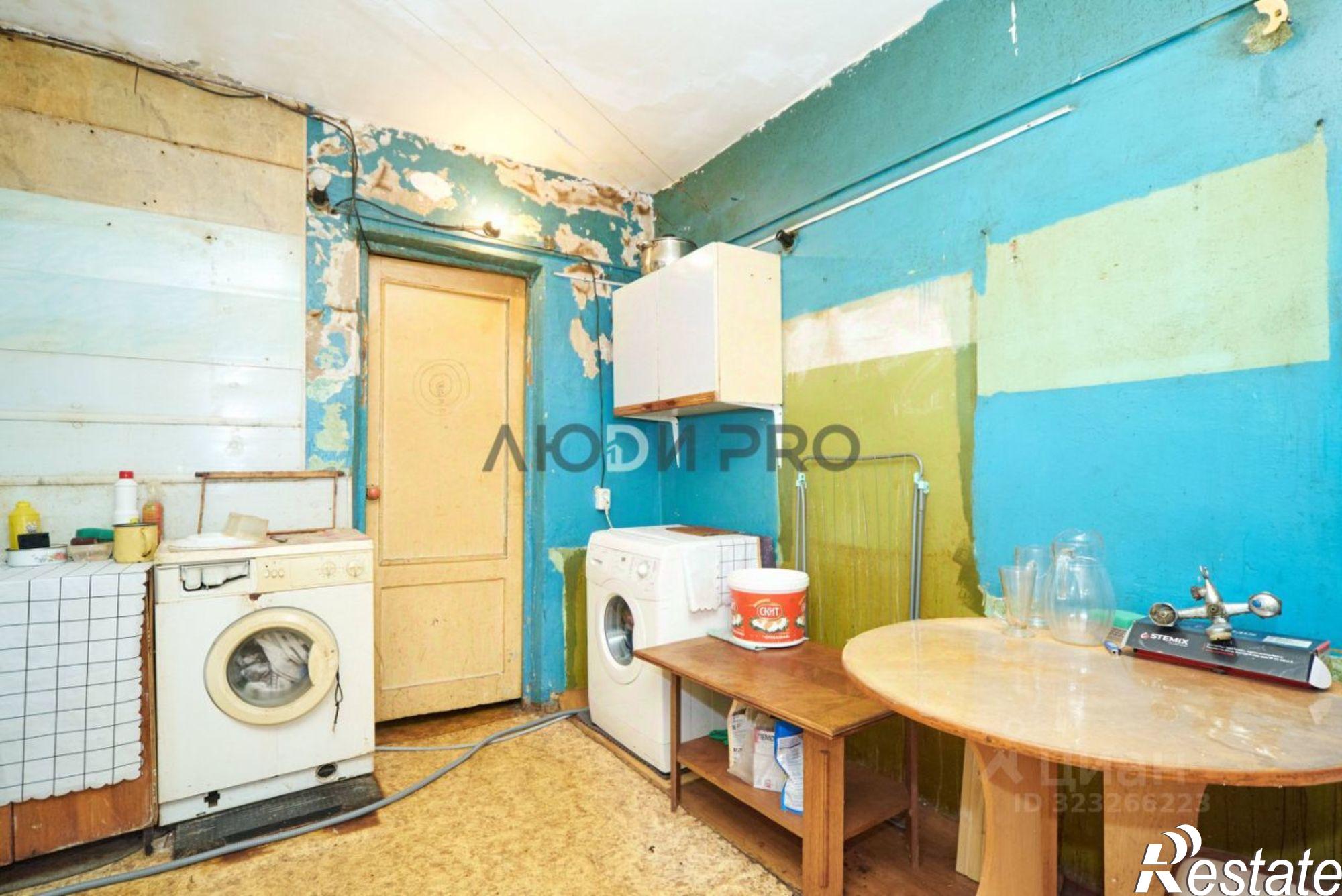 Купить комнату за 585 000 рублей на Спортивная улица, 9/23