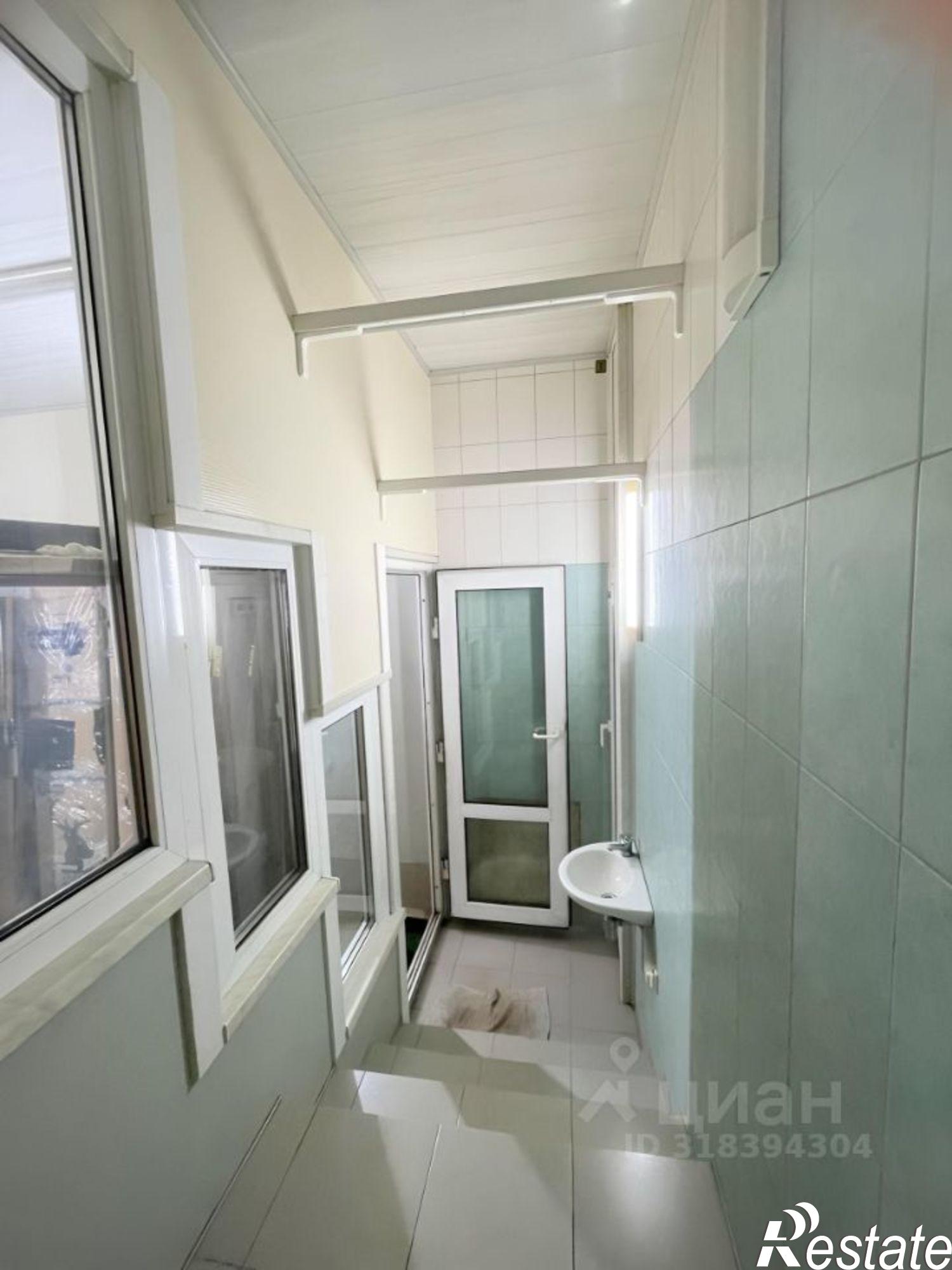 Купить квартиру за 38 700 000 рублей на улица Наумова, 64