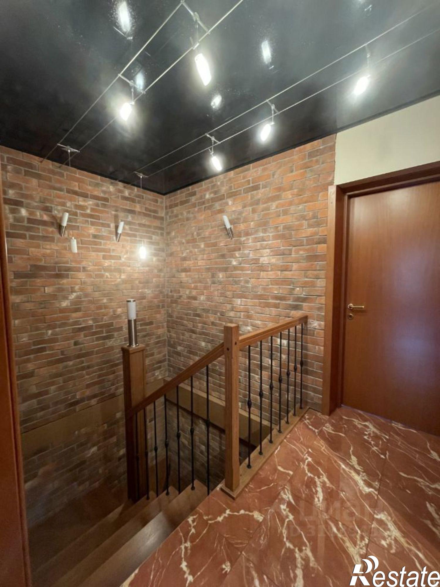 Купить квартиру за 38 700 000 рублей на улица Наумова, 64