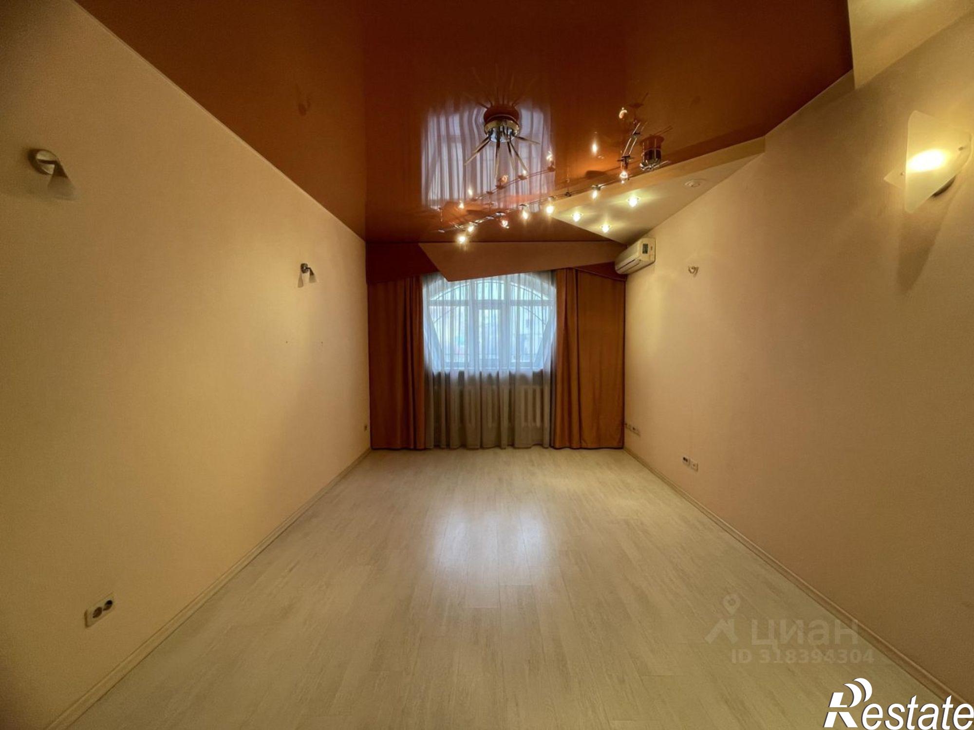 Купить квартиру за 38 700 000 рублей на улица Наумова, 64