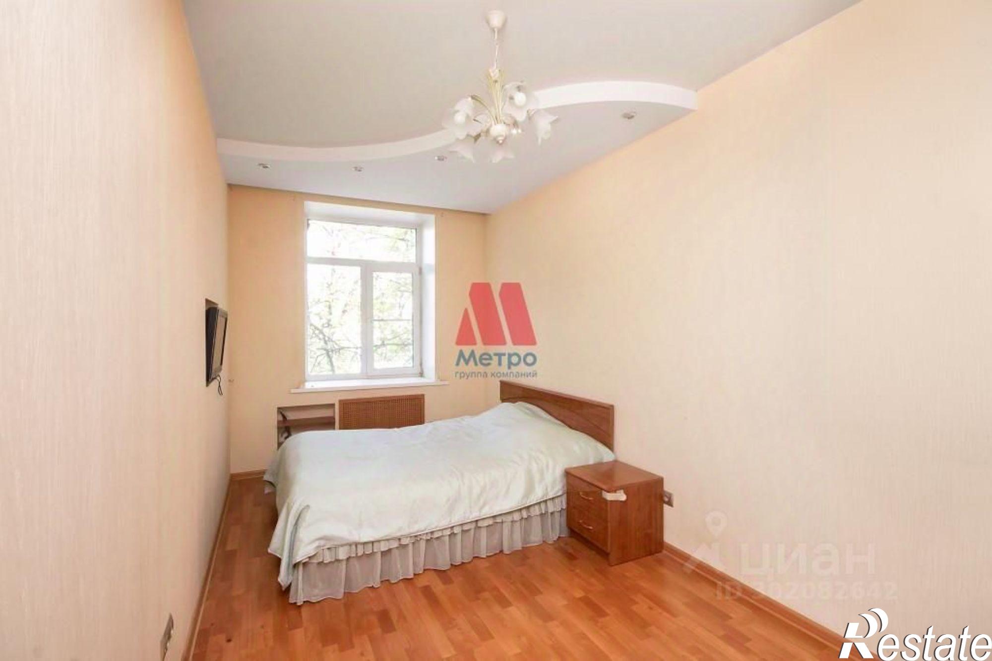 Купить квартиру за 12 000 000 рублей на ул Свободы, 81/33