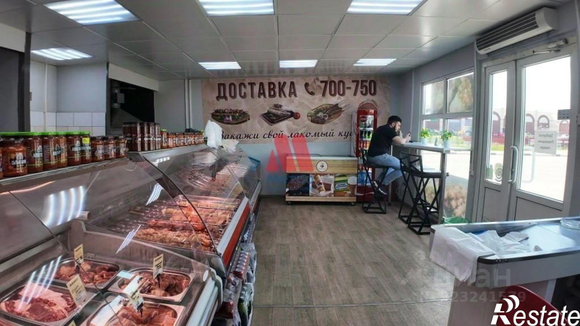 Купить торговое помещение за 121 200 000 рублей на Ленинградский проспект, 123