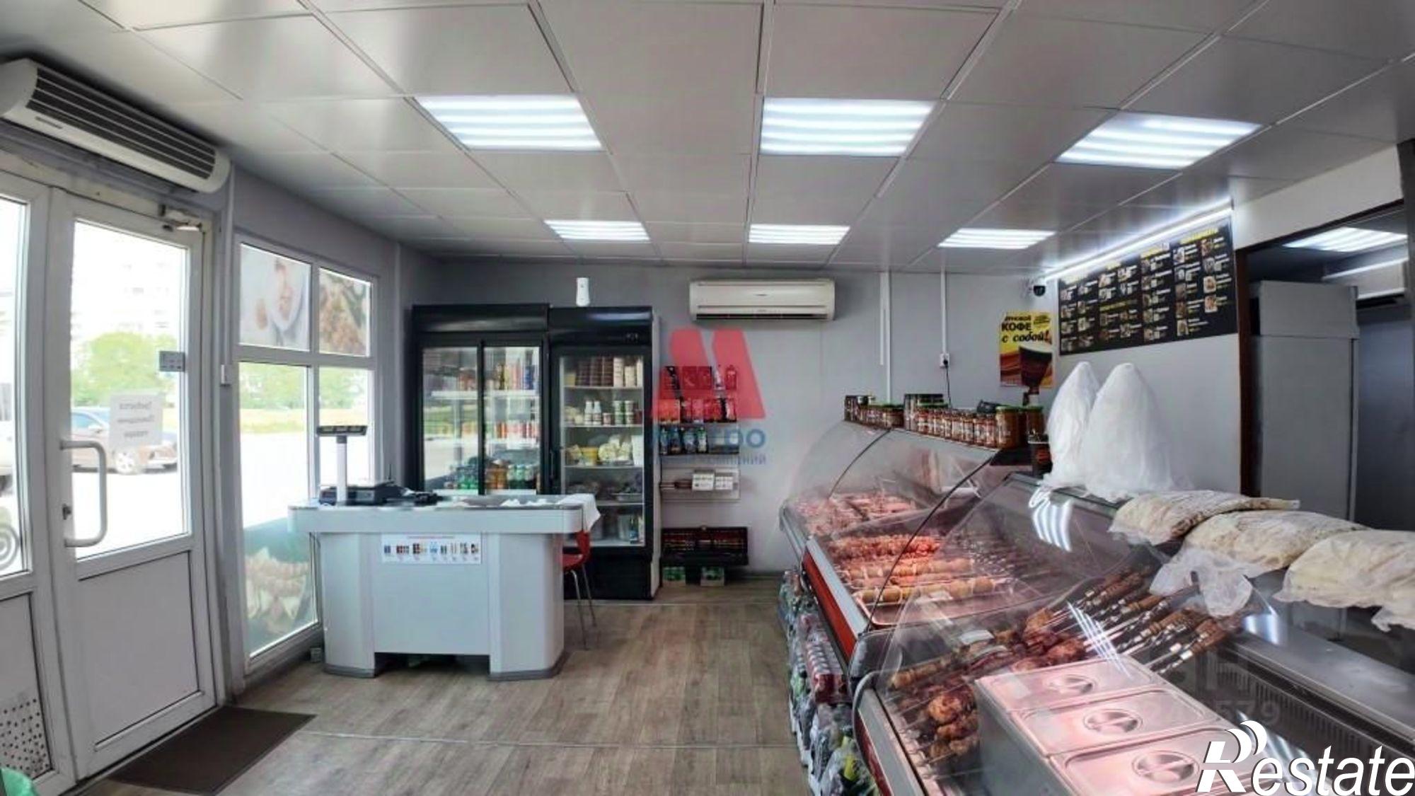 Купить торговое помещение за 121 200 000 рублей на Ленинградский проспект, 123