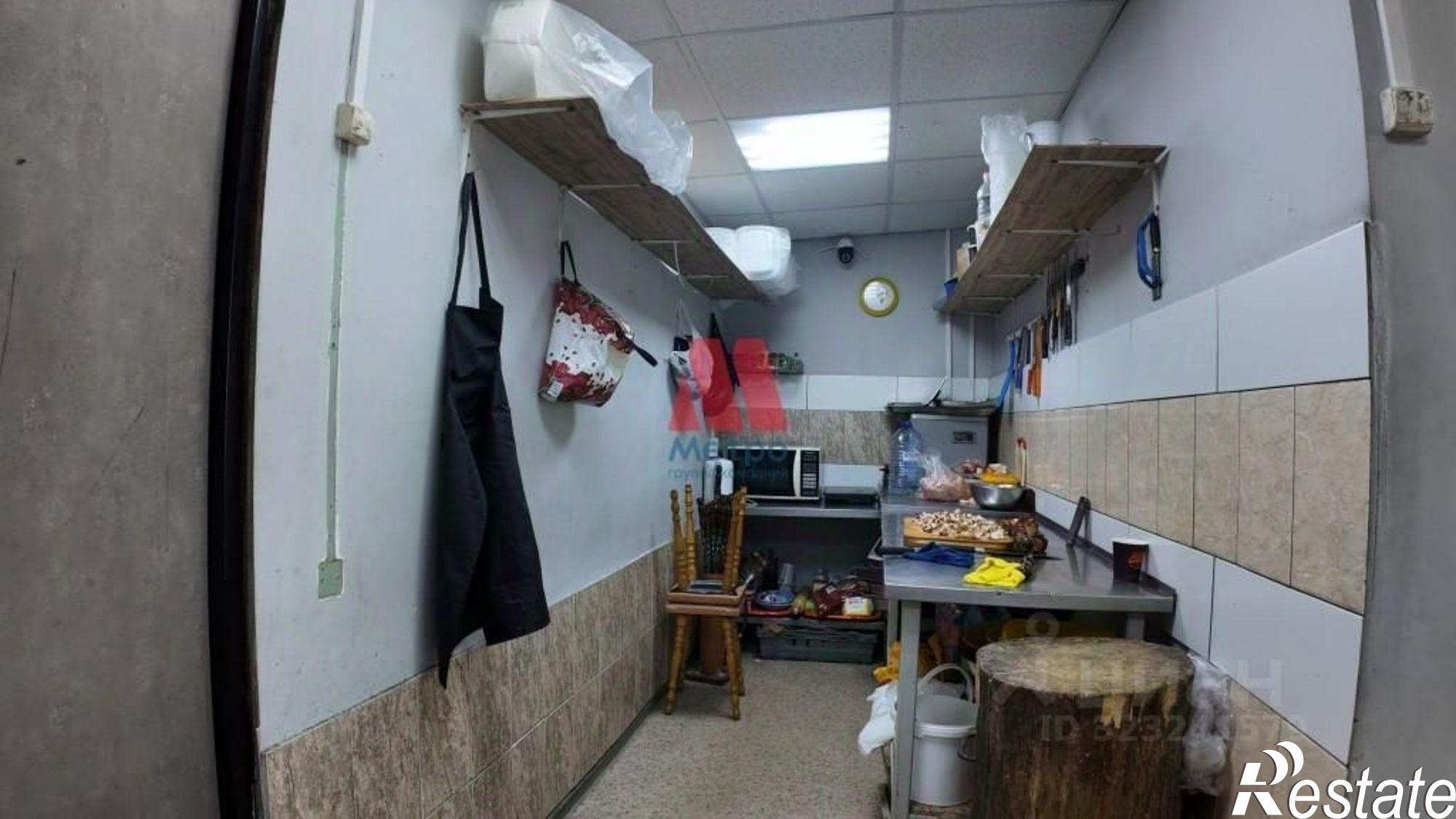 Купить торговое помещение за 121 200 000 рублей на Ленинградский проспект, 123