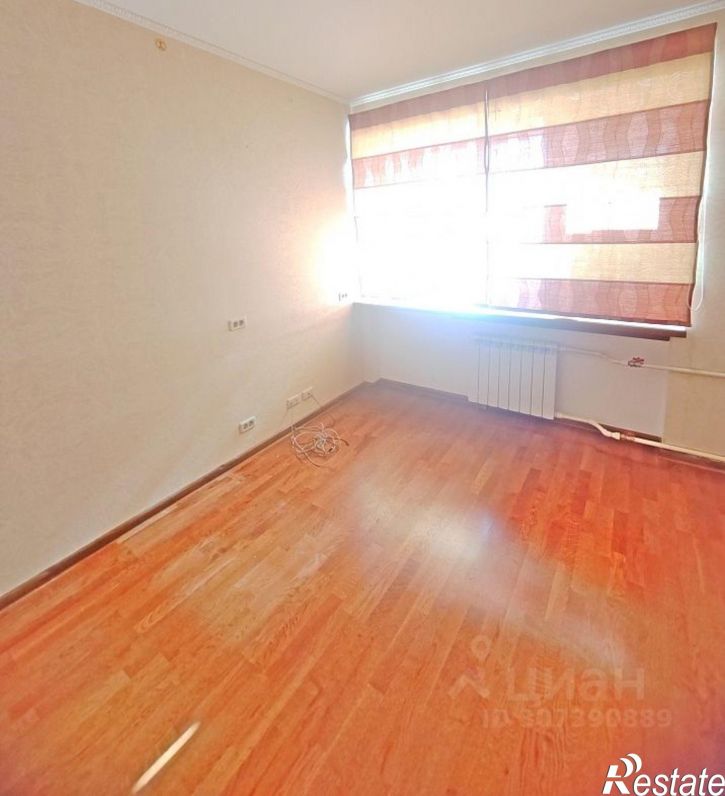 3-комн квартира ул Суркова, 7,  д. 7