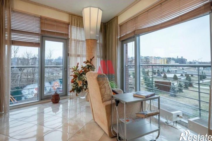 3-комн квартира Которосльная набережная, 54,  д. 54