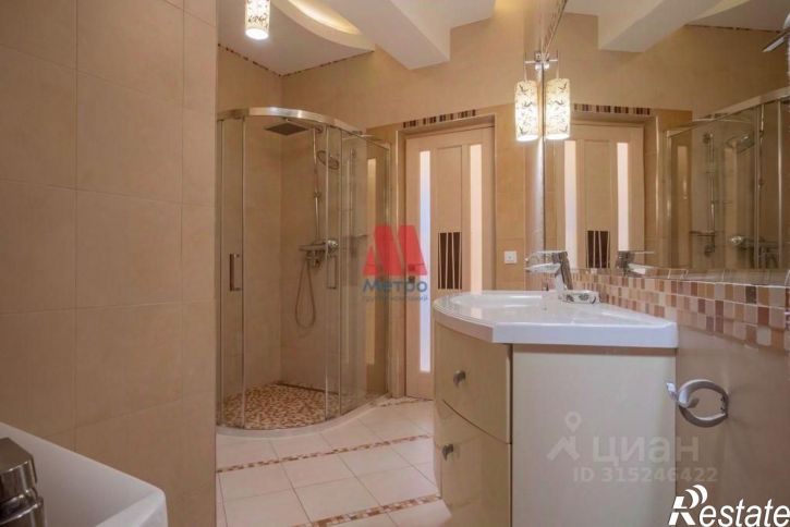 3-комн квартира Которосльная набережная, 54,  д. 54