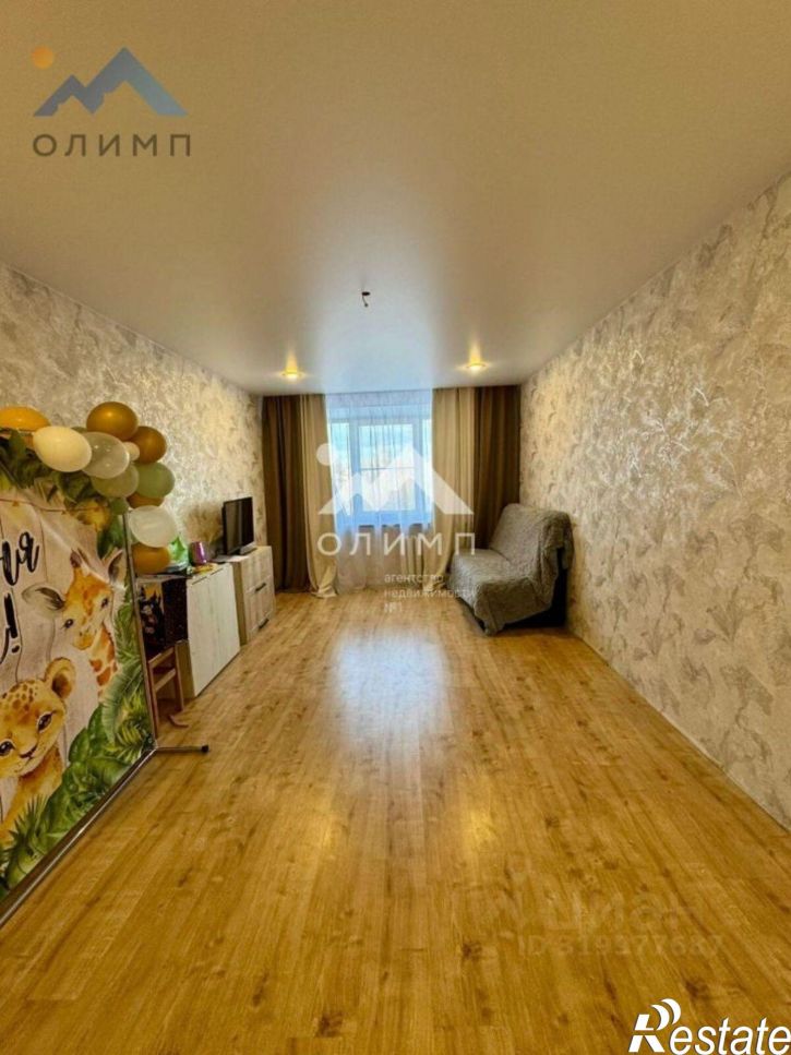 3-комн квартира поселок Октябрьский, 20,  д. 20