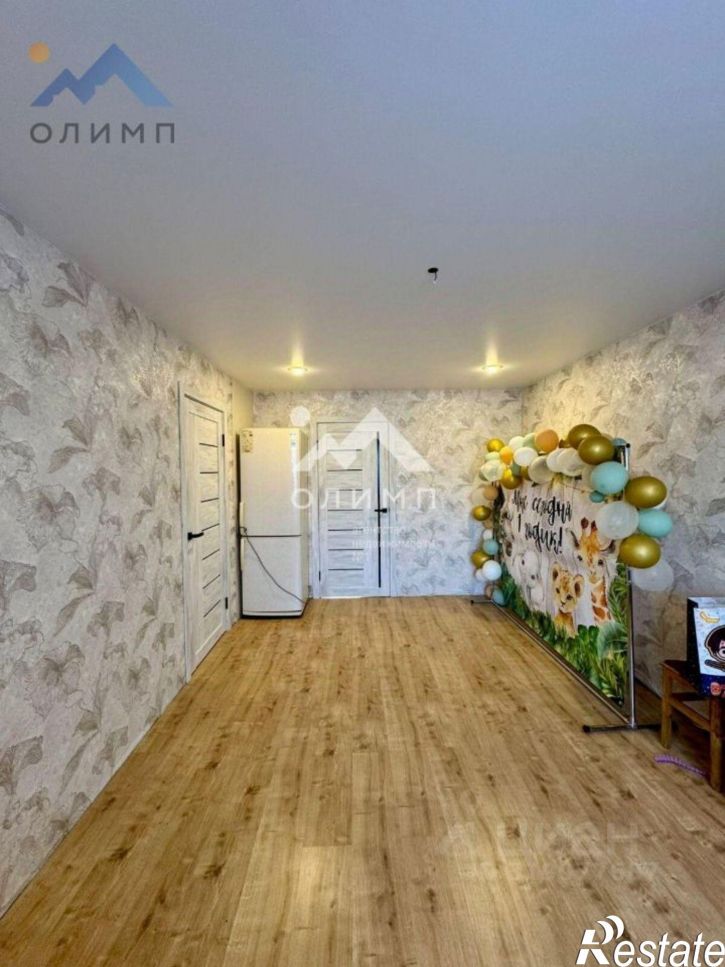 3-комн квартира поселок Октябрьский, 20,  д. 20