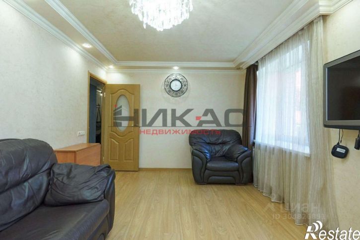2-комн квартира улица Панина, 17 к3,  д. 17 к3