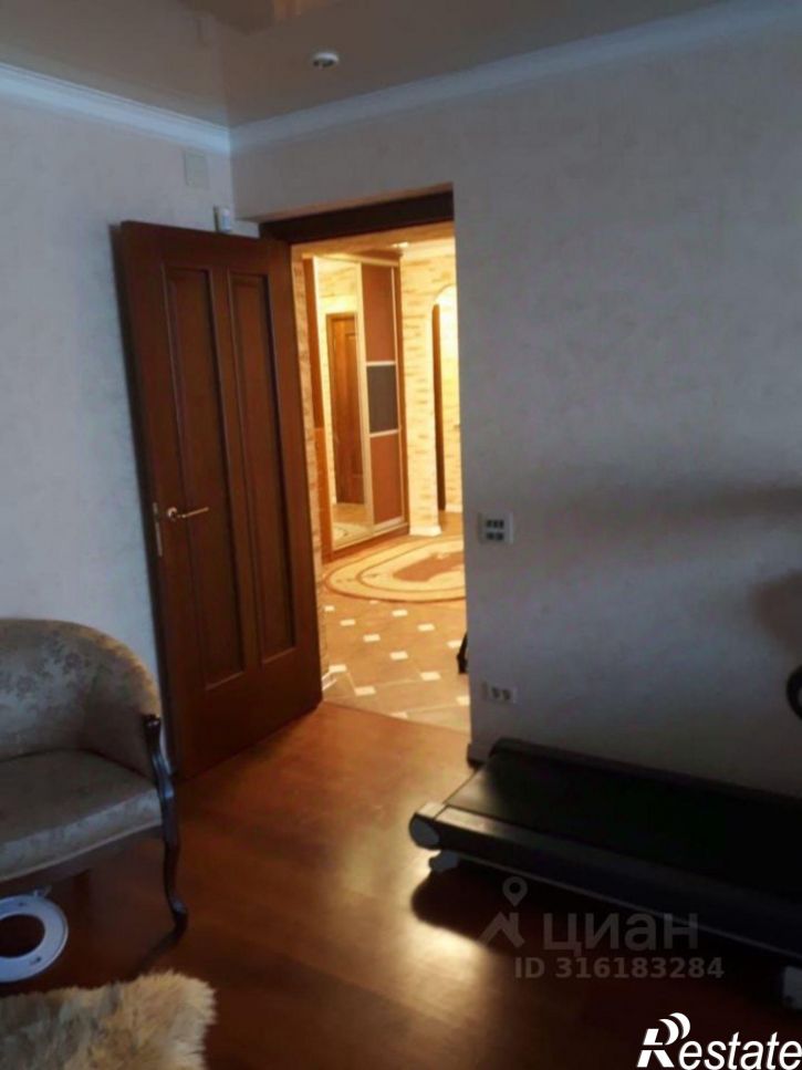 3-комн квартира ул Панина, 12,  д. 12