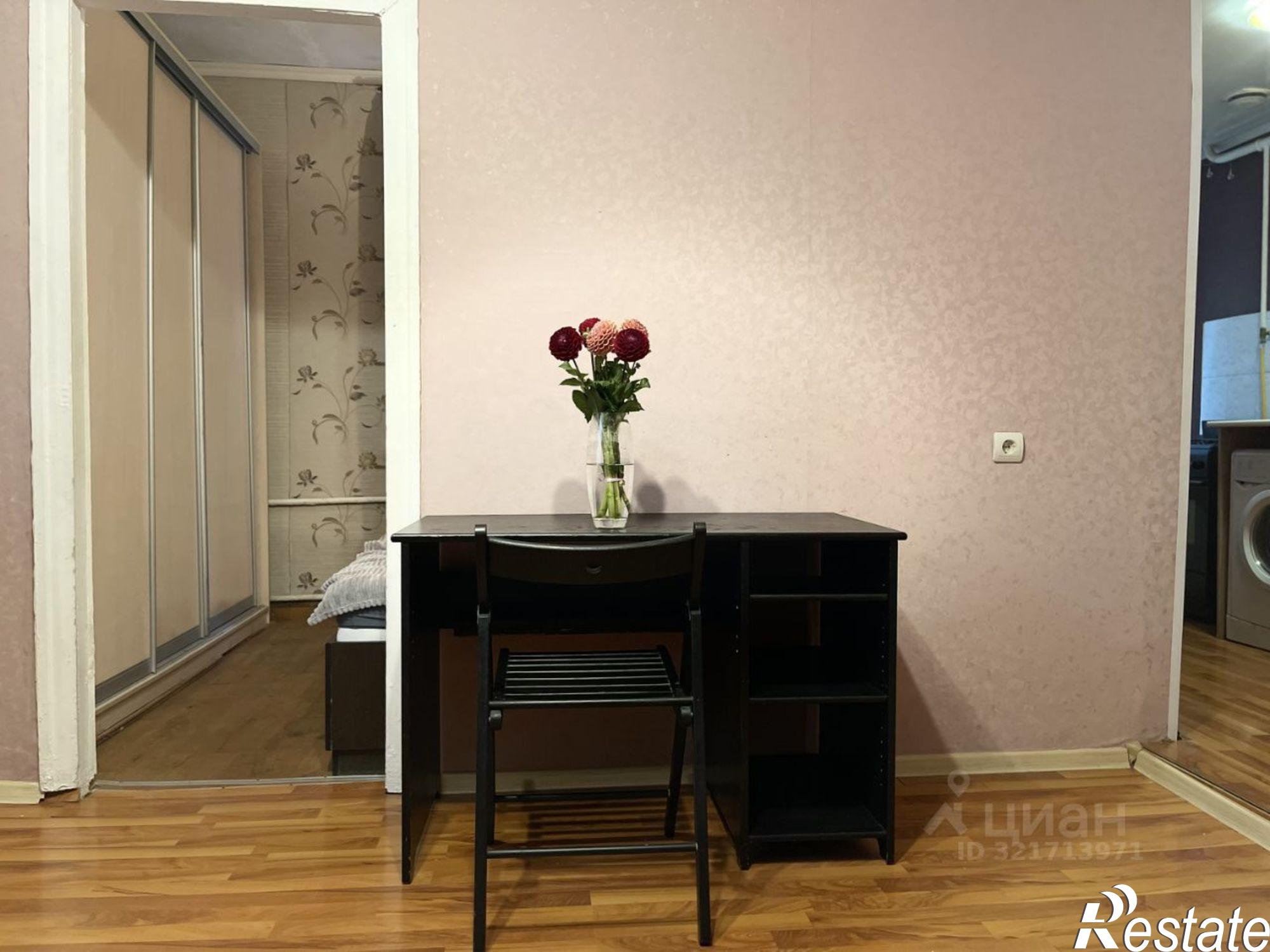 Сдать квартиру за 28 000 рублей на улица Володарского, 4