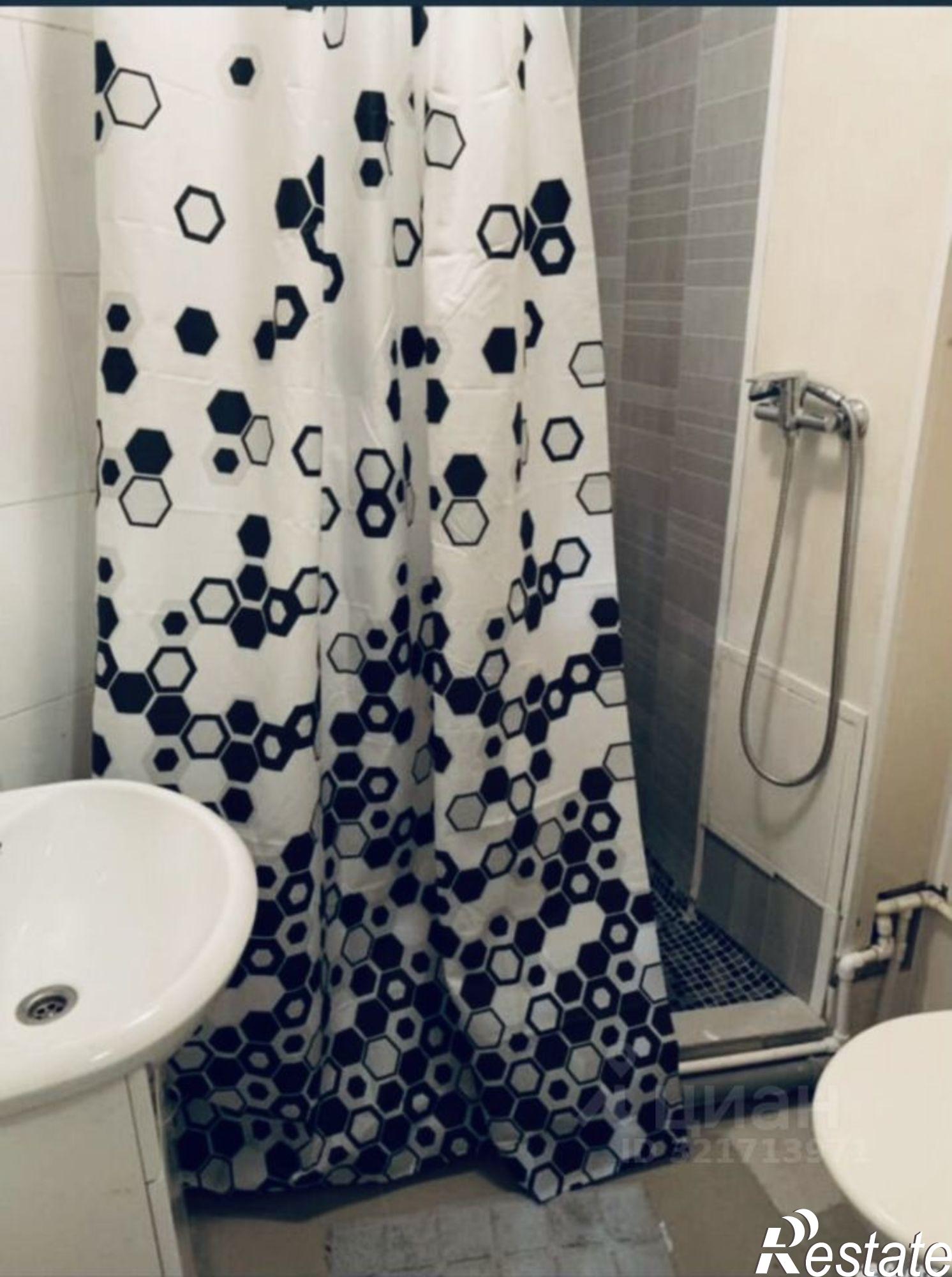 Сдать квартиру за 28 000 рублей на улица Володарского, 4