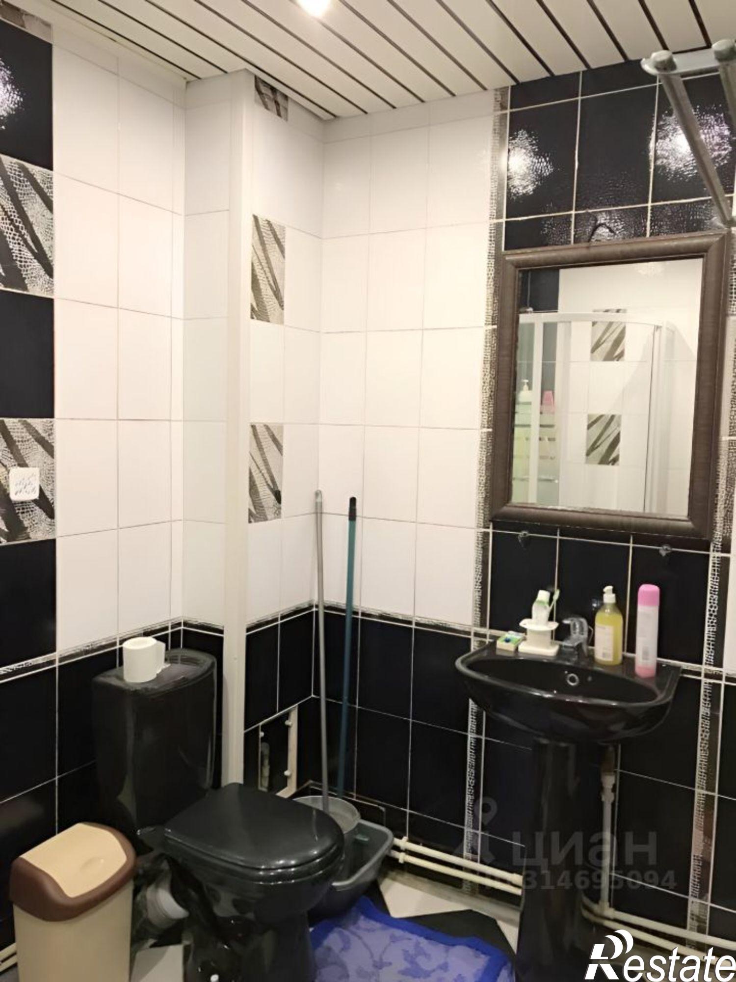 Сдать дачу, дом, коттедж за 65 000 рублей на Мельничная улица, 36