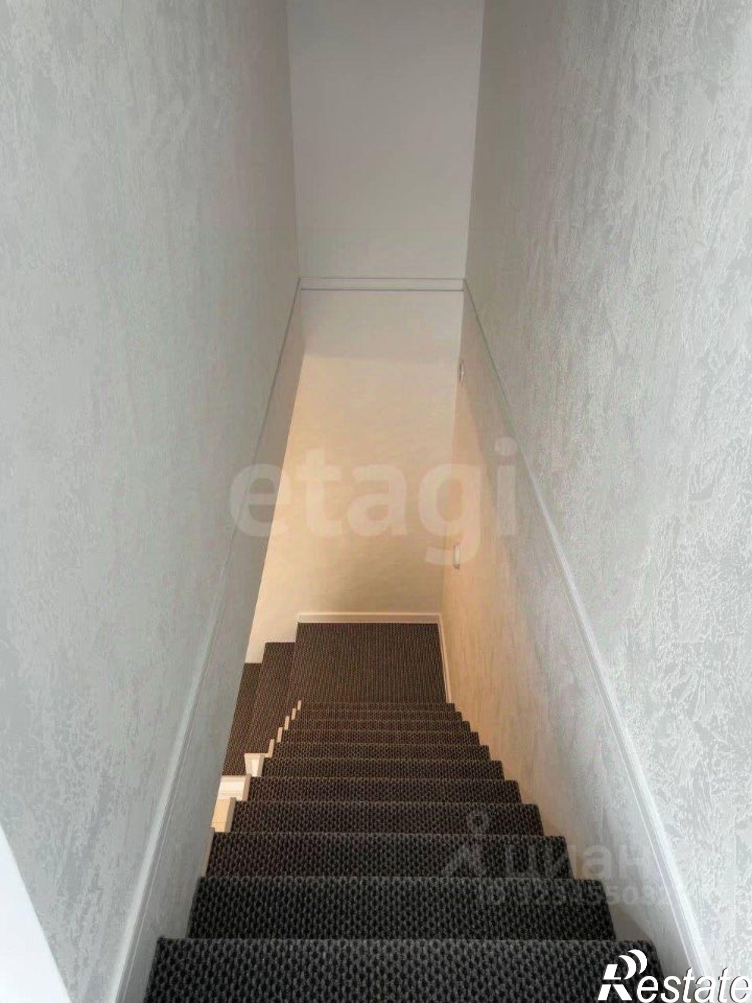 Сдать квартиру за 70 000 рублей на улица Стопани, 8