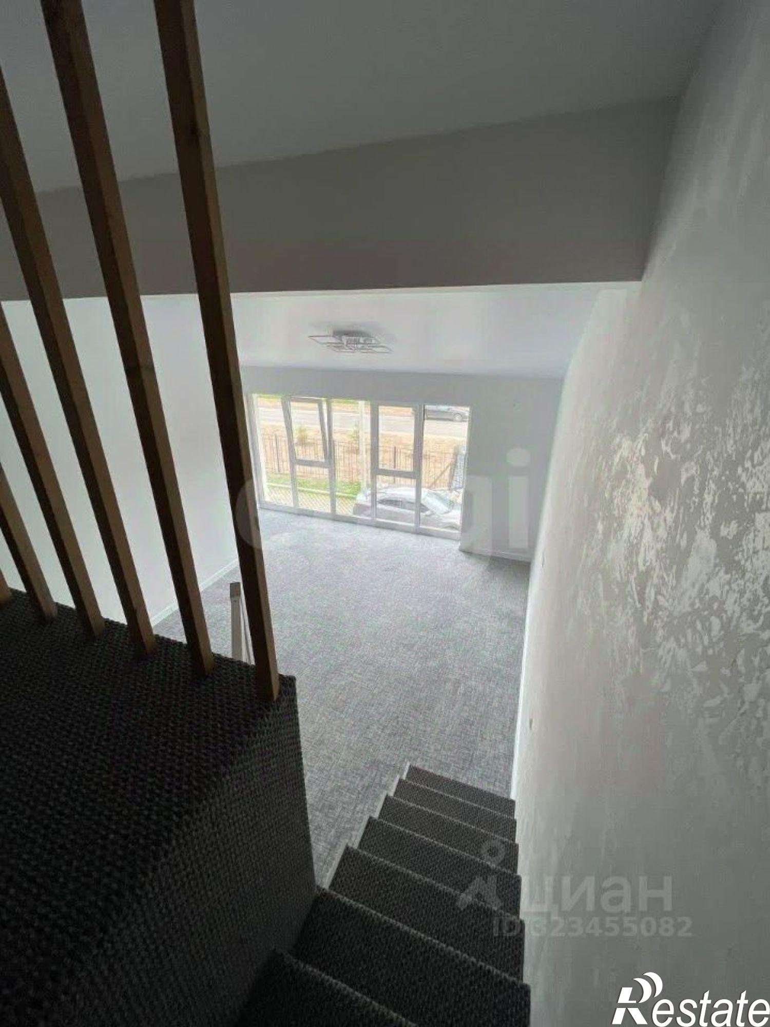 Сдать квартиру за 70 000 рублей на улица Стопани, 8