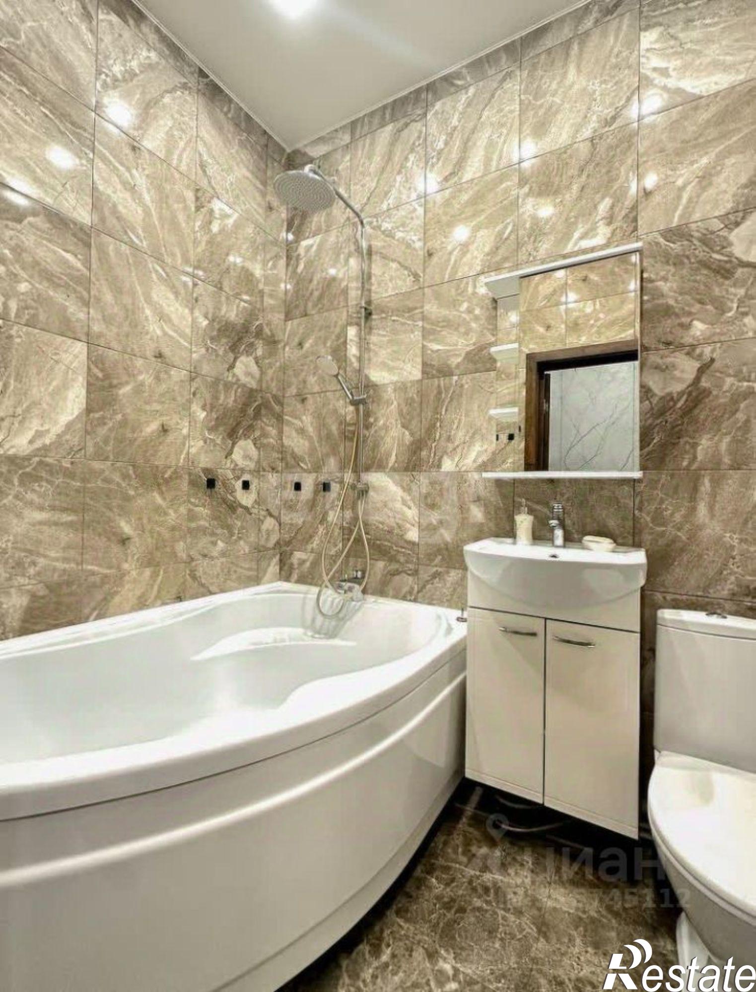 Купить квартиру за 19 000 000 рублей на Московский проспект, 78