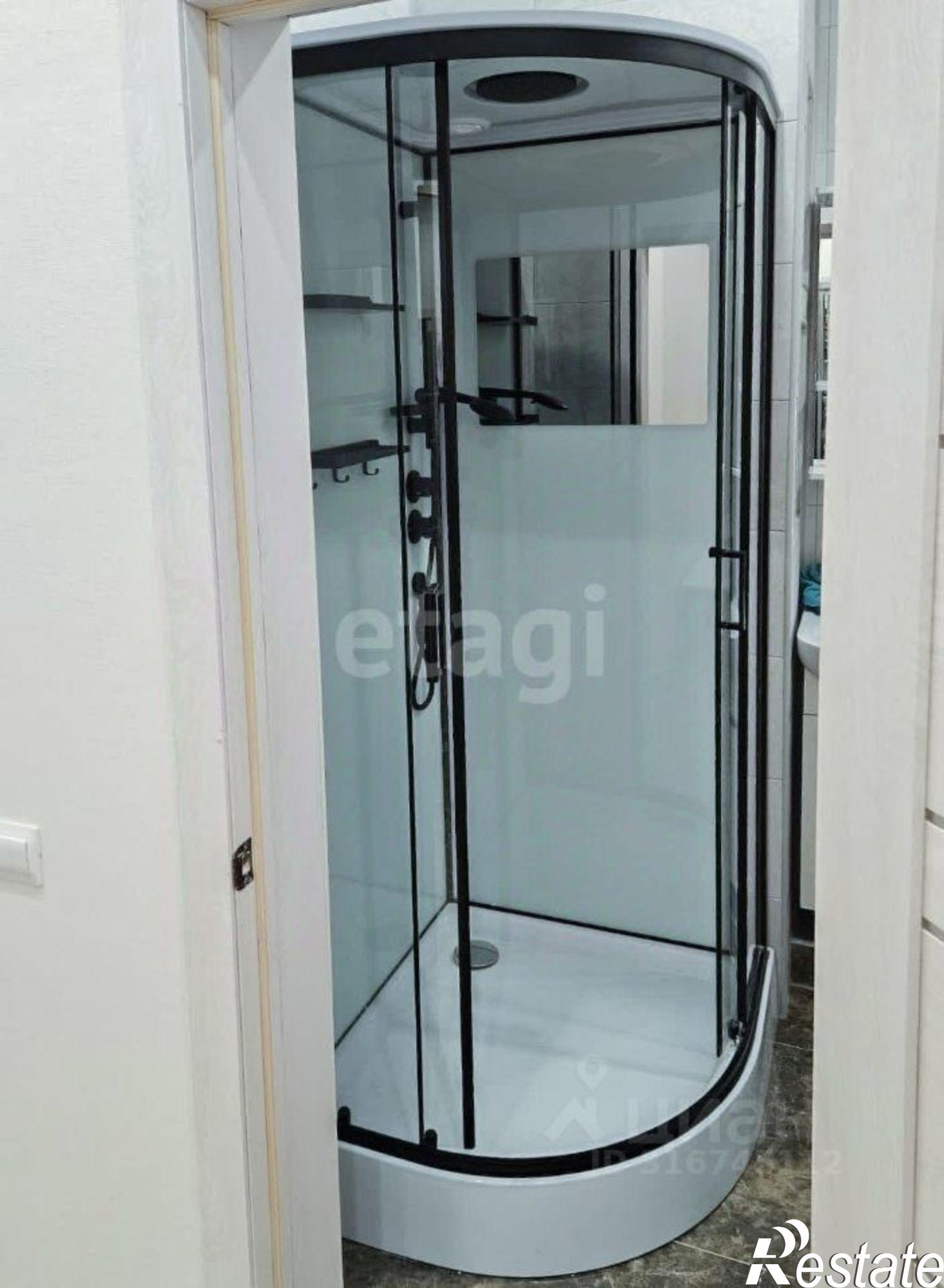 Купить квартиру за 19 000 000 рублей на Московский проспект, 78