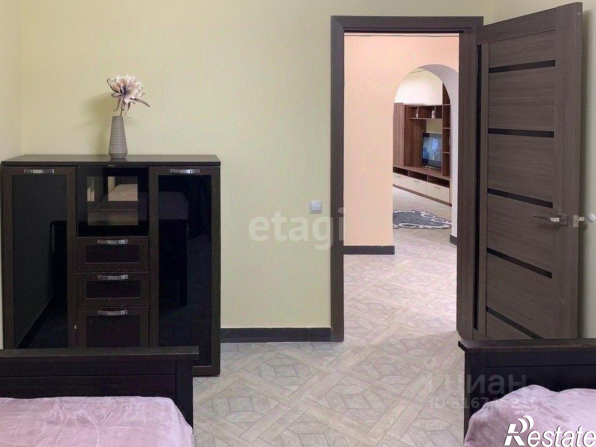 Купить квартиру за 6 850 000 рублей на проспект Толбухина, 22А