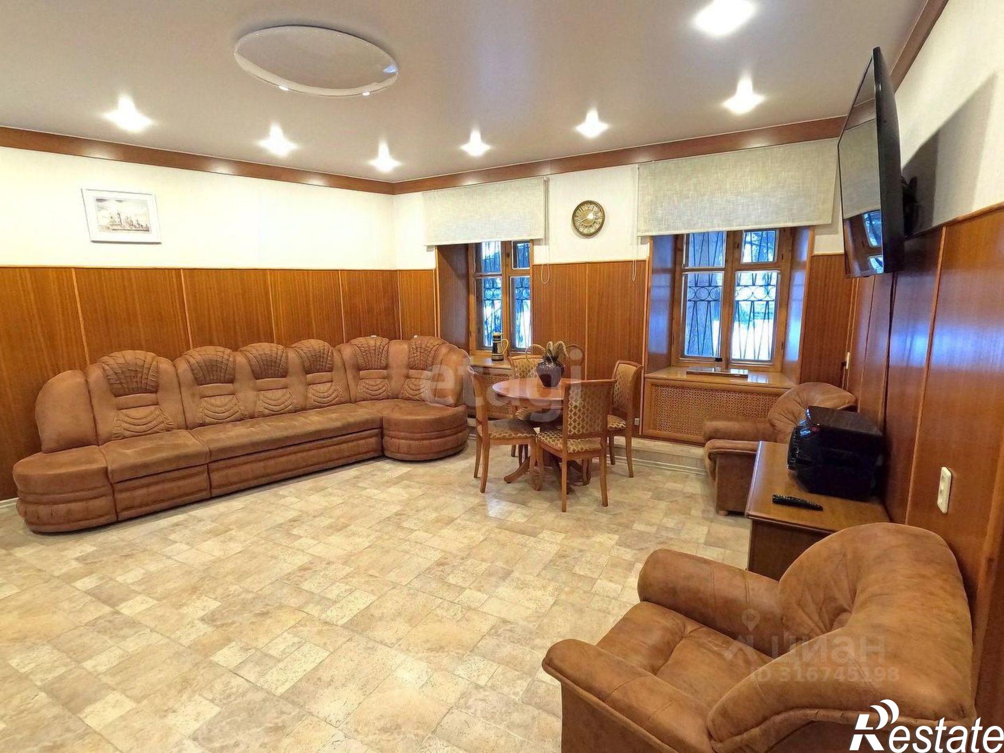 Купить квартиру за 18 000 000 рублей на площадь Челюскинцев, 17А