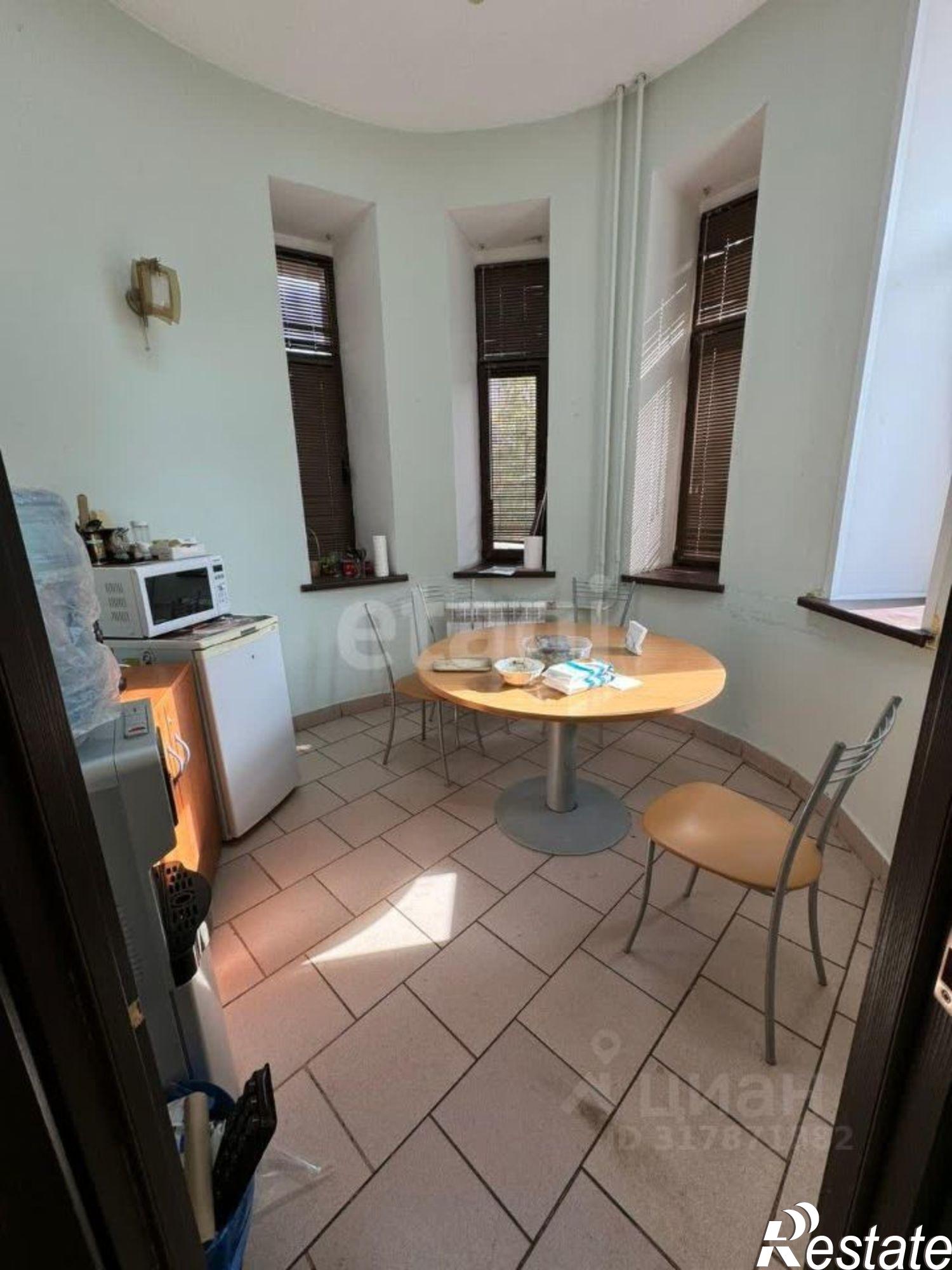 Купить офис, помещение под офис за 6 093 150 рублей на улица Наумова, 72/33