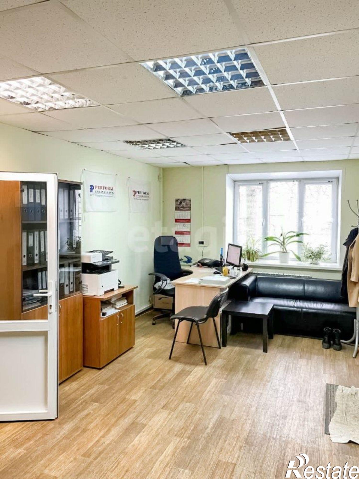 Купить офис, помещение под офис за 15 985 800 рублей на Республиканская улица, 95