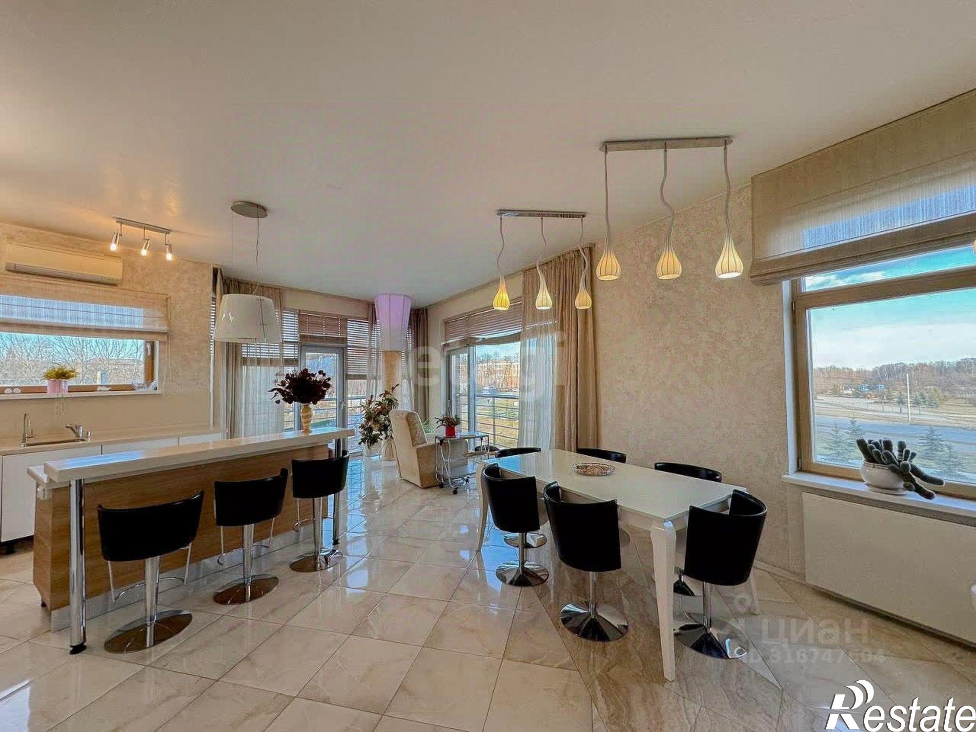 Купить квартиру за 55 500 000 рублей на Которосльная набережная, 54