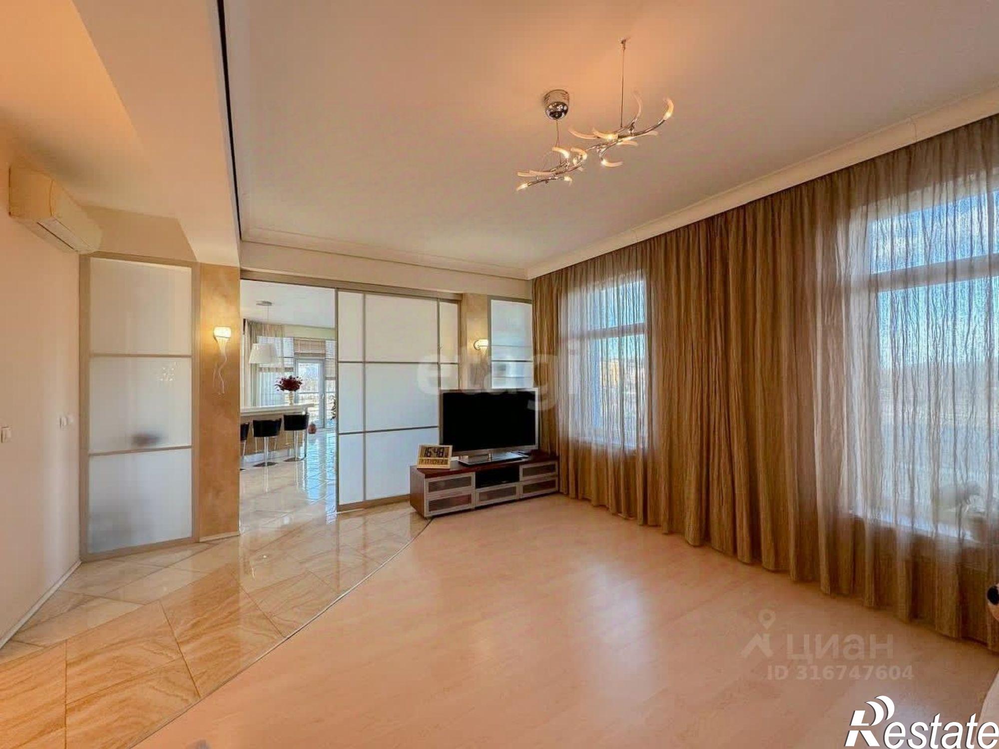 Купить квартиру за 55 500 000 рублей на Которосльная набережная, 54