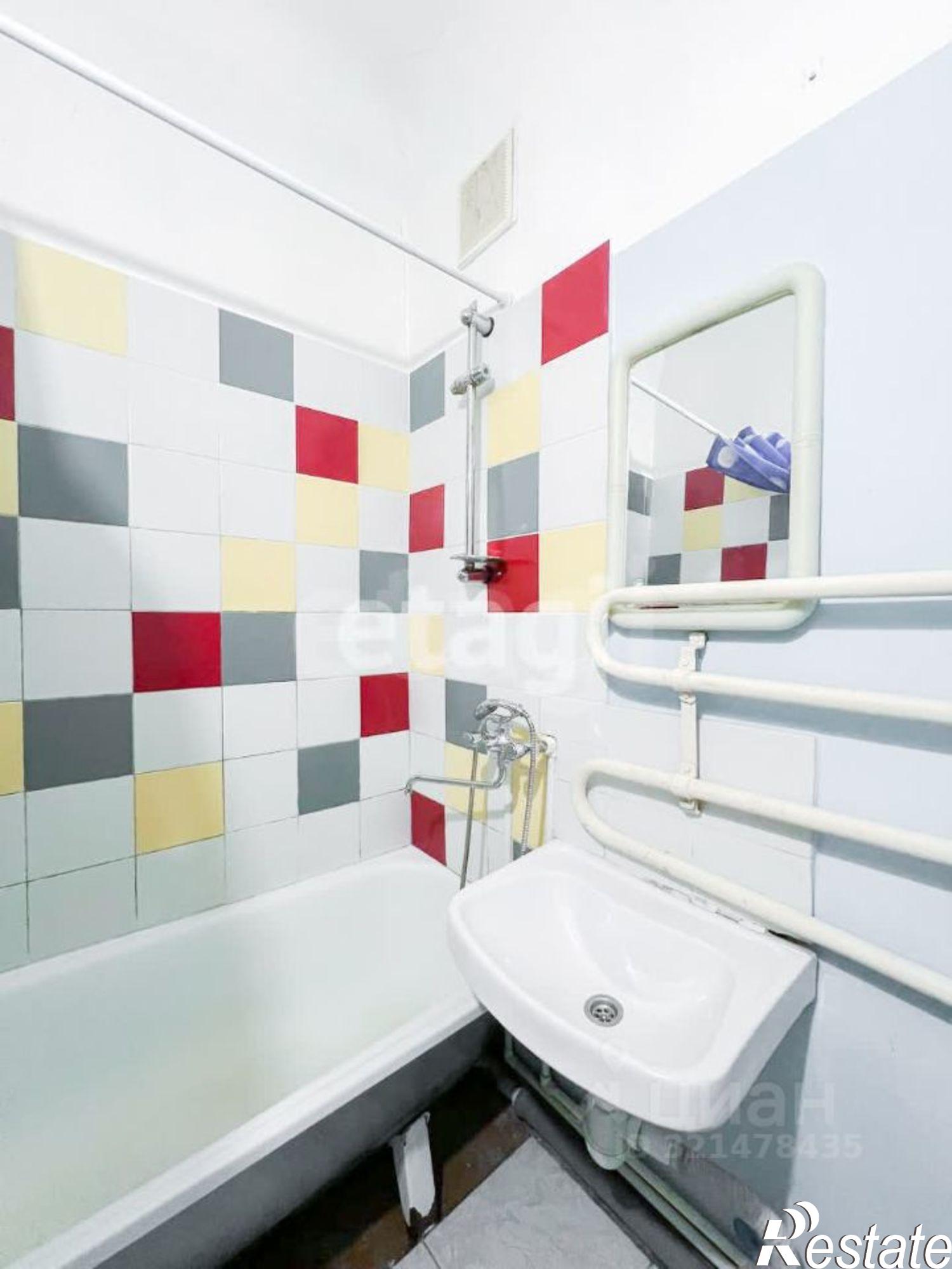 Купить комнату за 950 000 рублей на Индустриальный переулок, 6