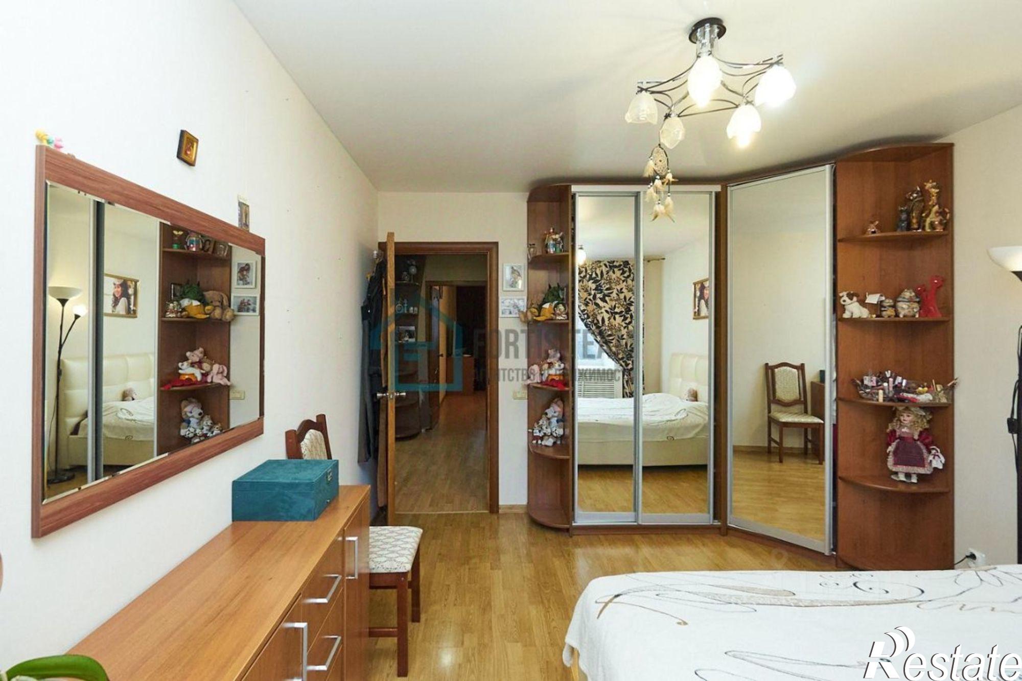 Купить квартиру за 8 990 000 рублей на улица Панина, 12