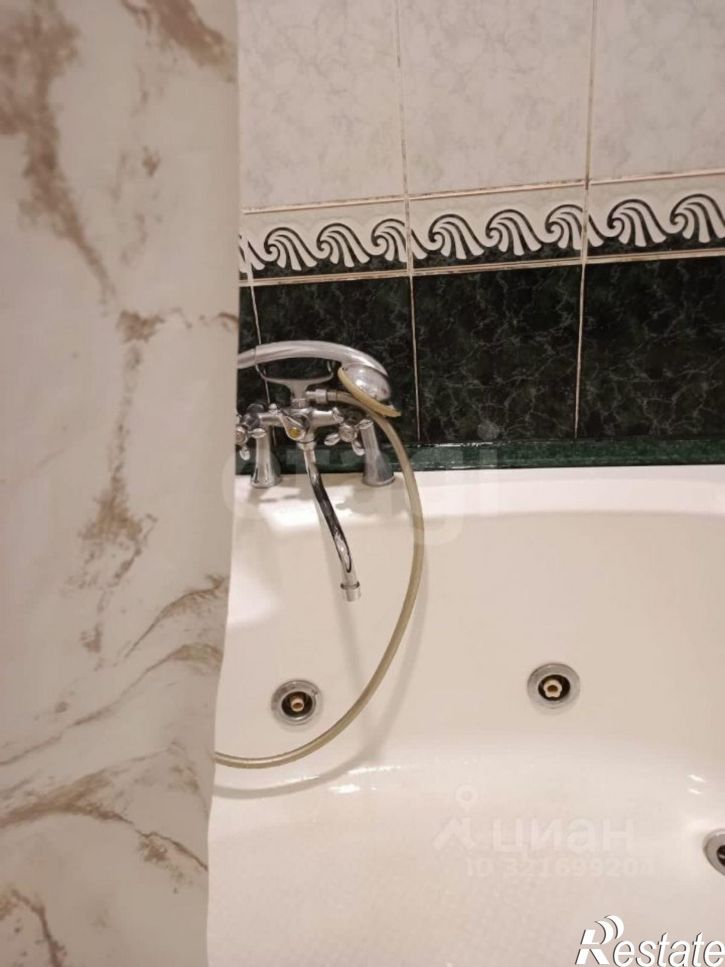 3-комн квартира Большая Октябрьская улица, 57,  д. 57