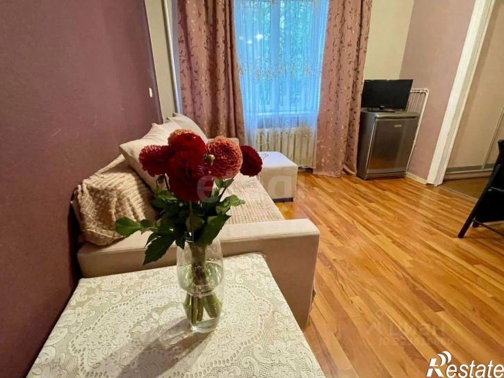 2-комн квартира улица Володарского, 4,  д. 4