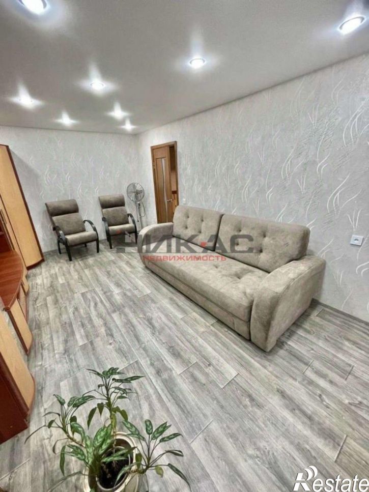 Комната проспект Авиаторов, 90,  д. 90