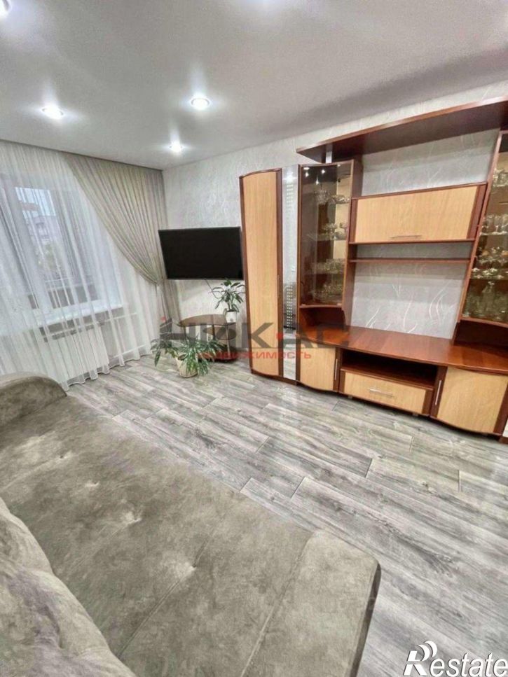 Комната проспект Авиаторов, 90,  д. 90