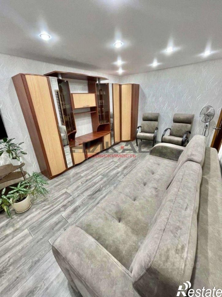 Комната проспект Авиаторов, 90,  д. 90