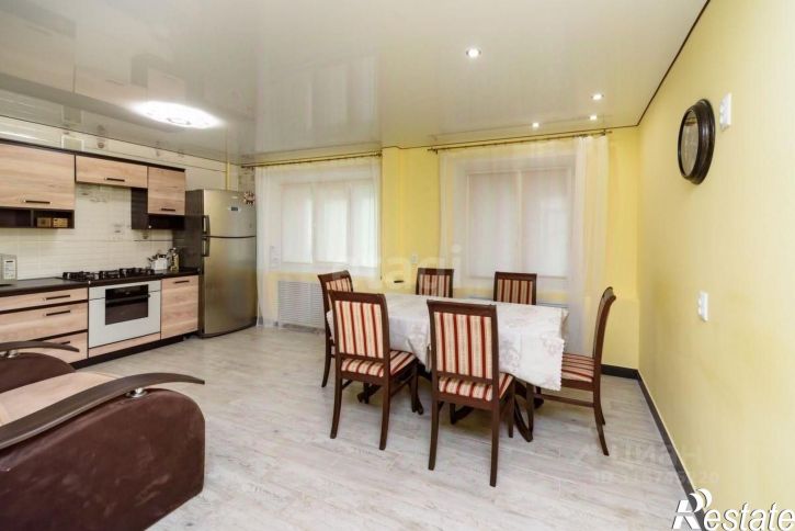 3-комн квартира улица Зелинского, 7А,  д. 7А