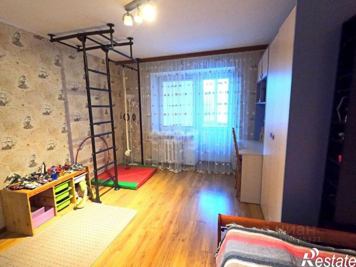 3-комн квартира улица Добрынина, 25,  д. 25