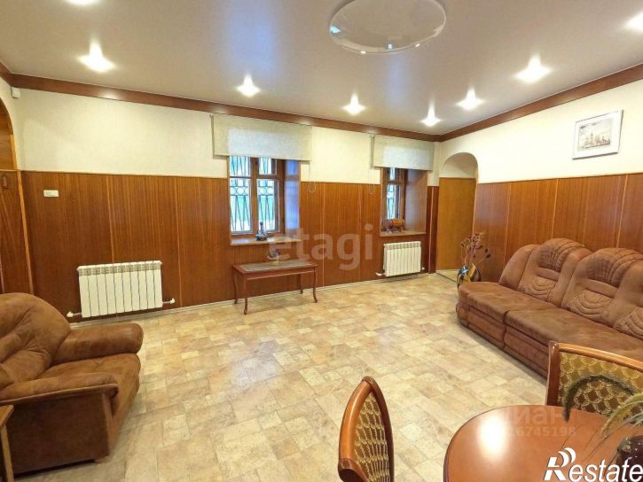 4-комн квартира площадь Челюскинцев, 17А,  д. 17А