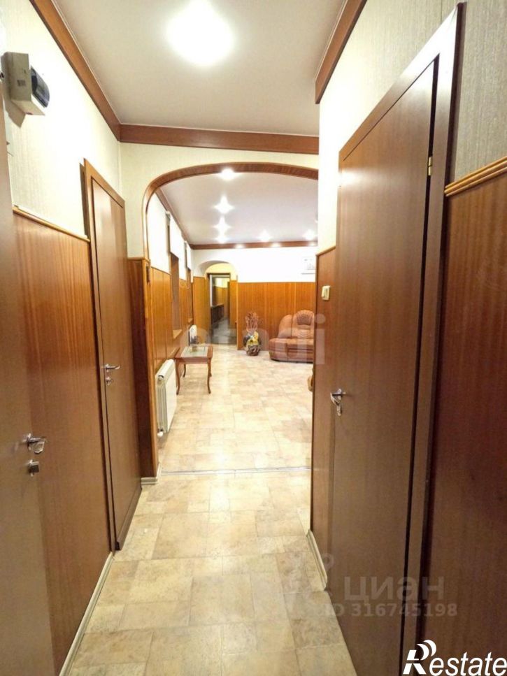 4-комн квартира площадь Челюскинцев, 17А,  д. 17А