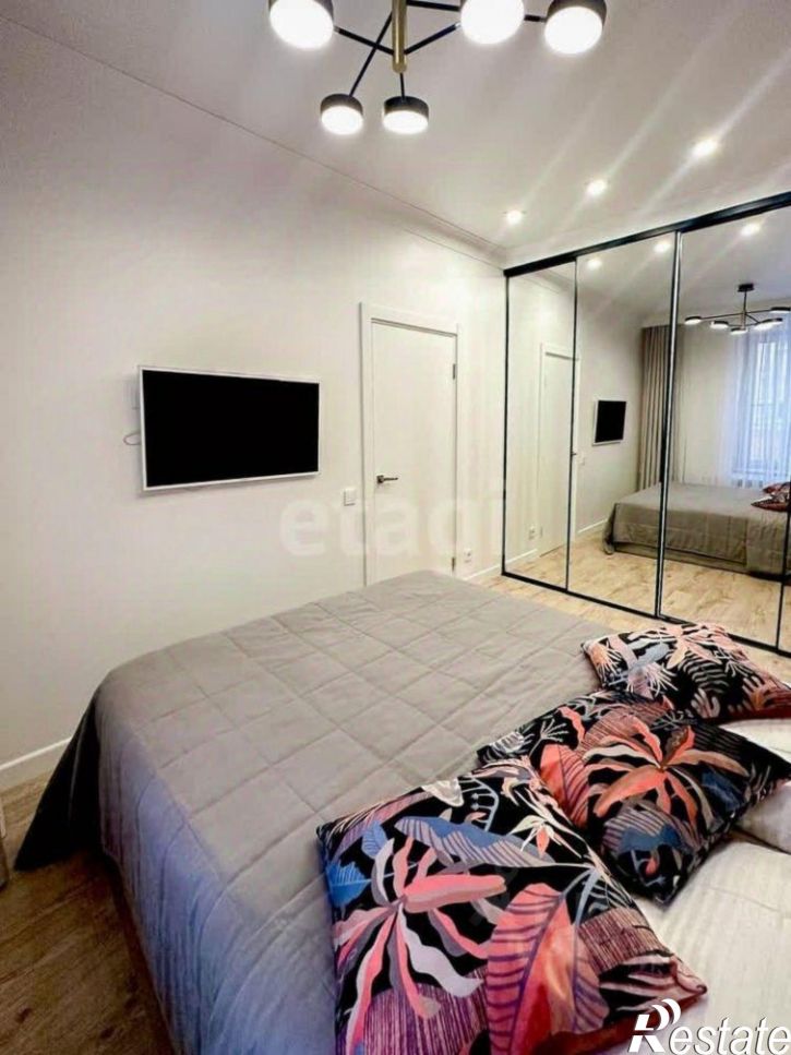 2-комн квартира улица Ушинского, 22,  д. 22