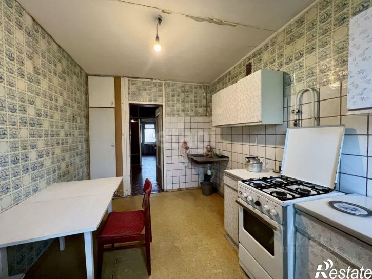 2-комн квартира улица Суркова, 6,  д. 6